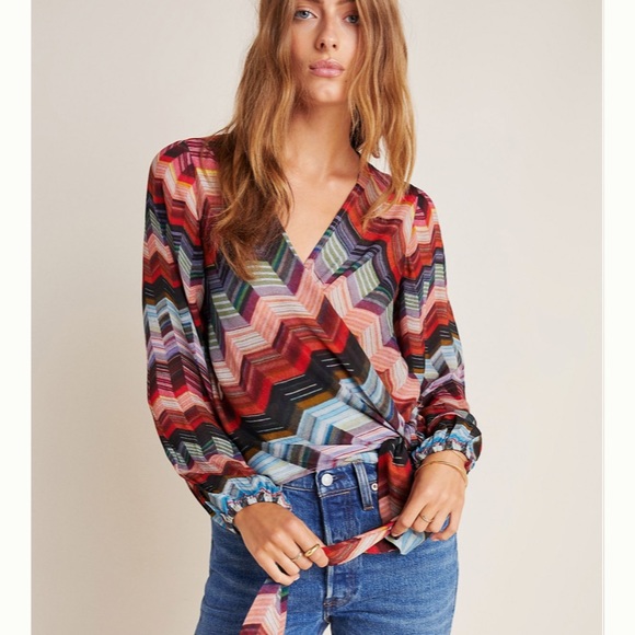NWT Anthropologie Chevron Wrapped Top Red Motif Size S - Picture 4 of 9